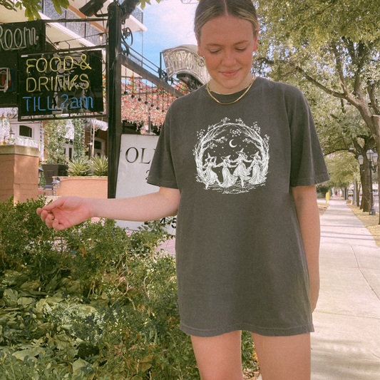 Dancing Witches Tee – Vintage Witchy Halloween Shirt