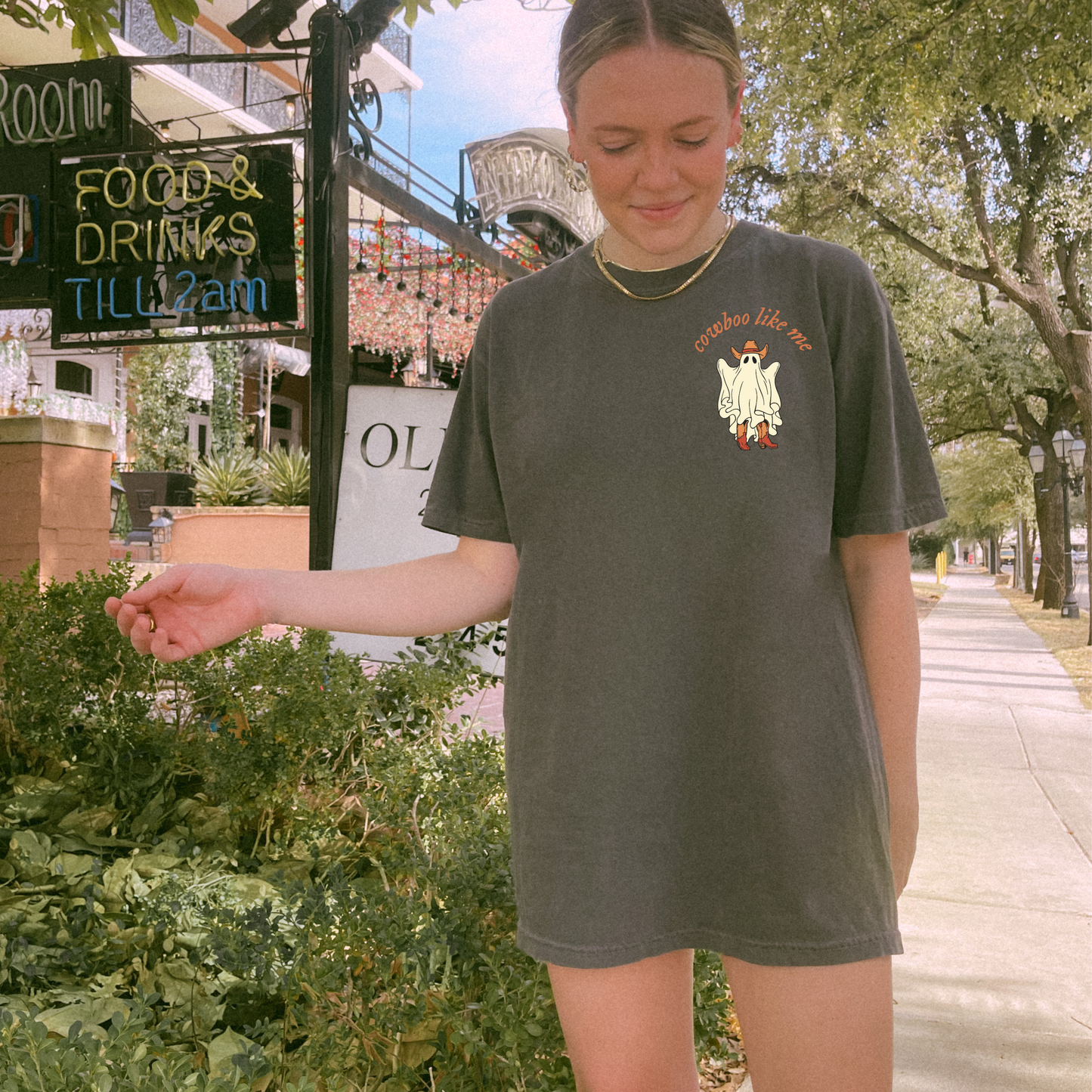 Cowboo Like Me Tee