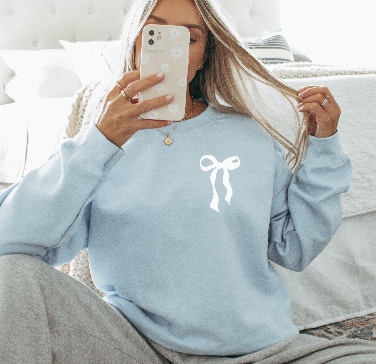 Coquette Bow Sweatshirt, Cute Bow Crewneck, Trendy Ribbon Sweatshirt, Pinterest Girly Aesthetic, Gift For Her, Minimalist Coquette Crewneck