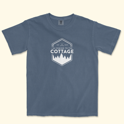 I'm Coming to the Cottage Graphic Tee